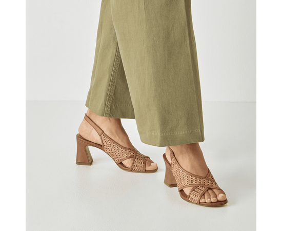 Γυναικεία πέδιλα Tamaris 1-28315-46 392 COGNAC COMB